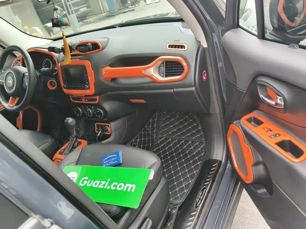 Jeep Renegade — миниатюра 20