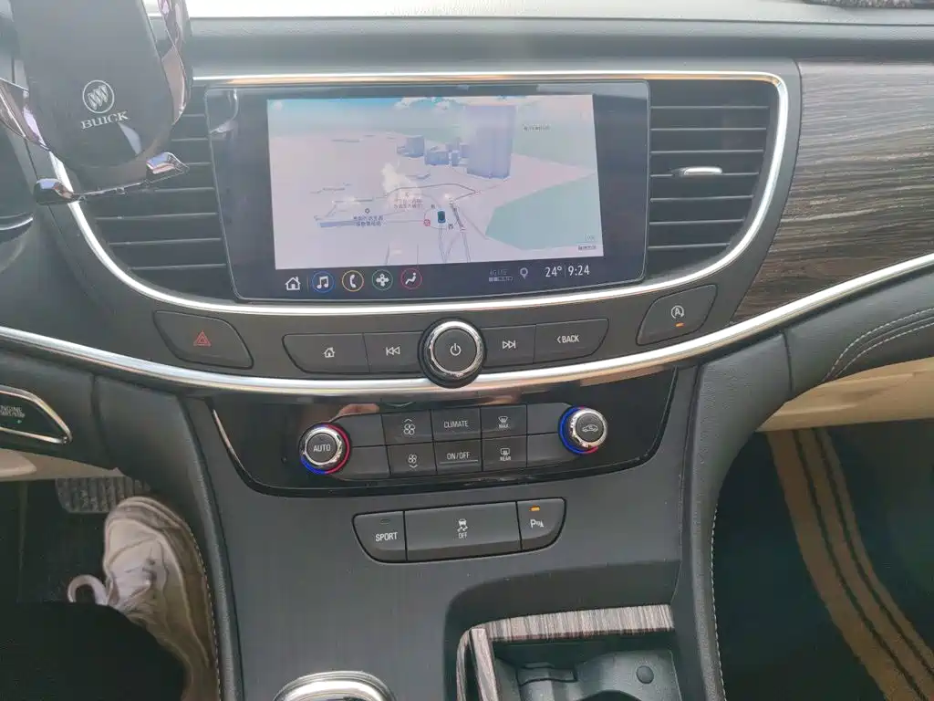 Buick LaCrosse — миниатюра 14