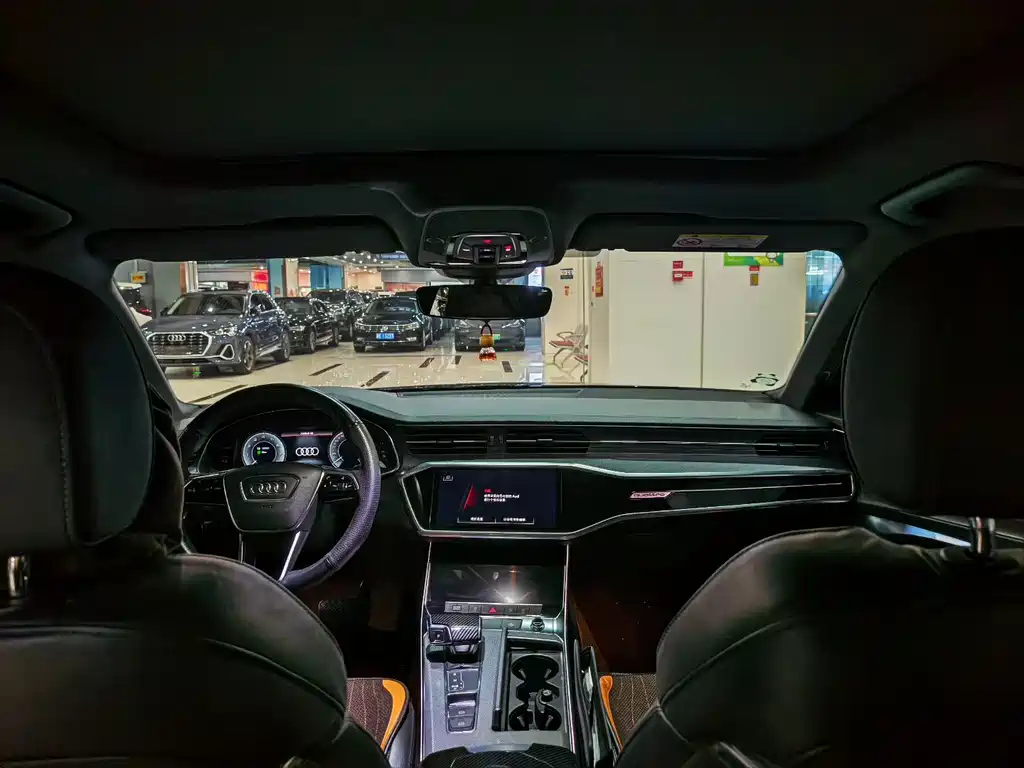 Audi A6L New Energy — миниатюра 5