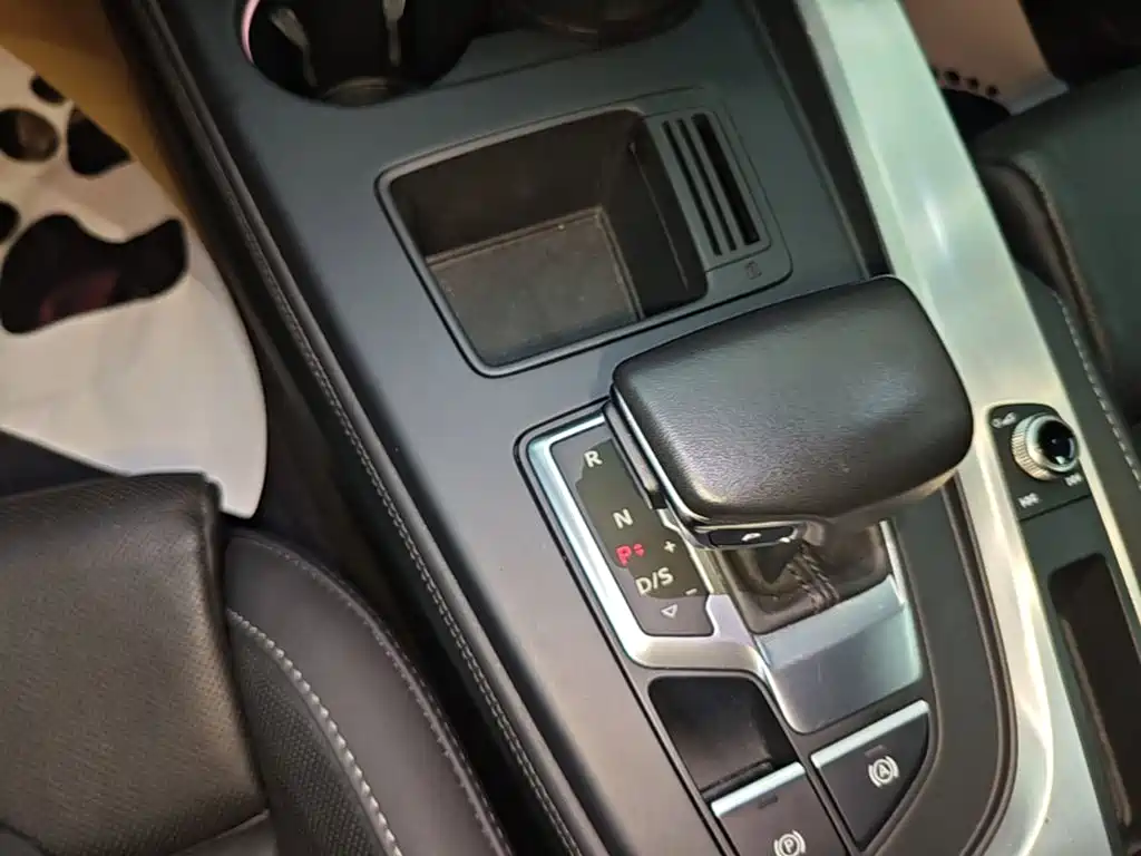 Audi A4L — миниатюра 14