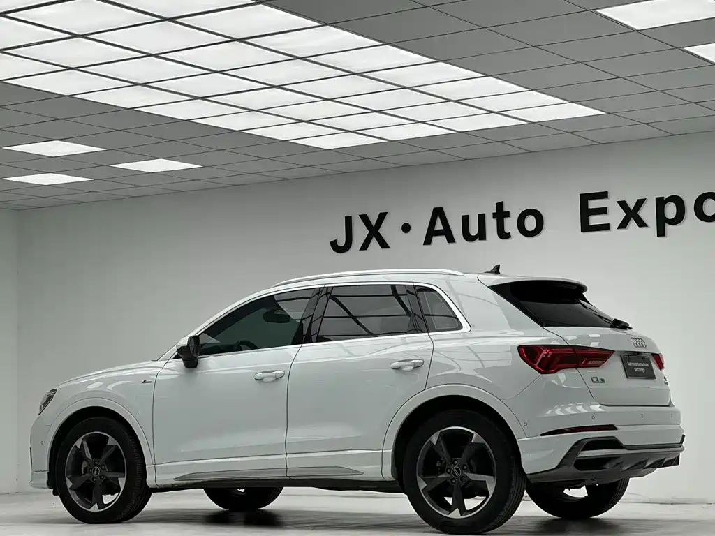 Audi Q3 — миниатюра 6