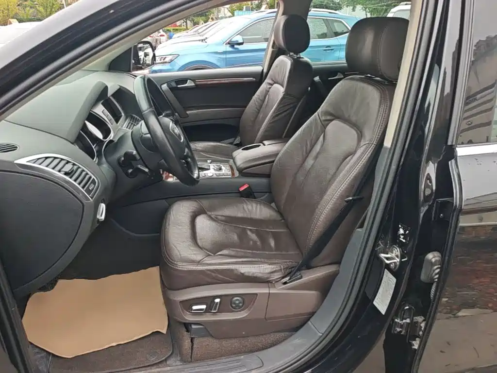 Audi Q7 — миниатюра 15