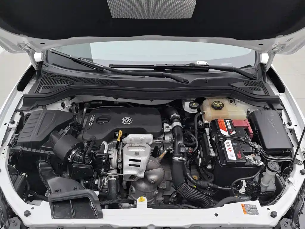 Buick Excelle — миниатюра 6