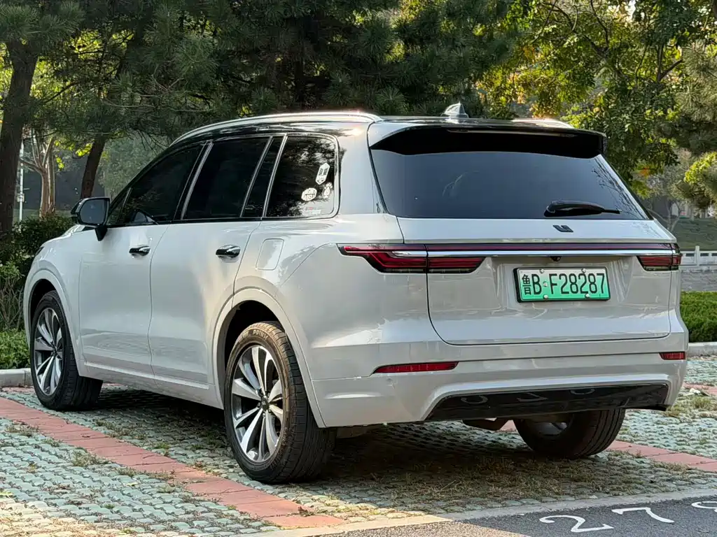 Li Auto Li ONE — миниатюра 9