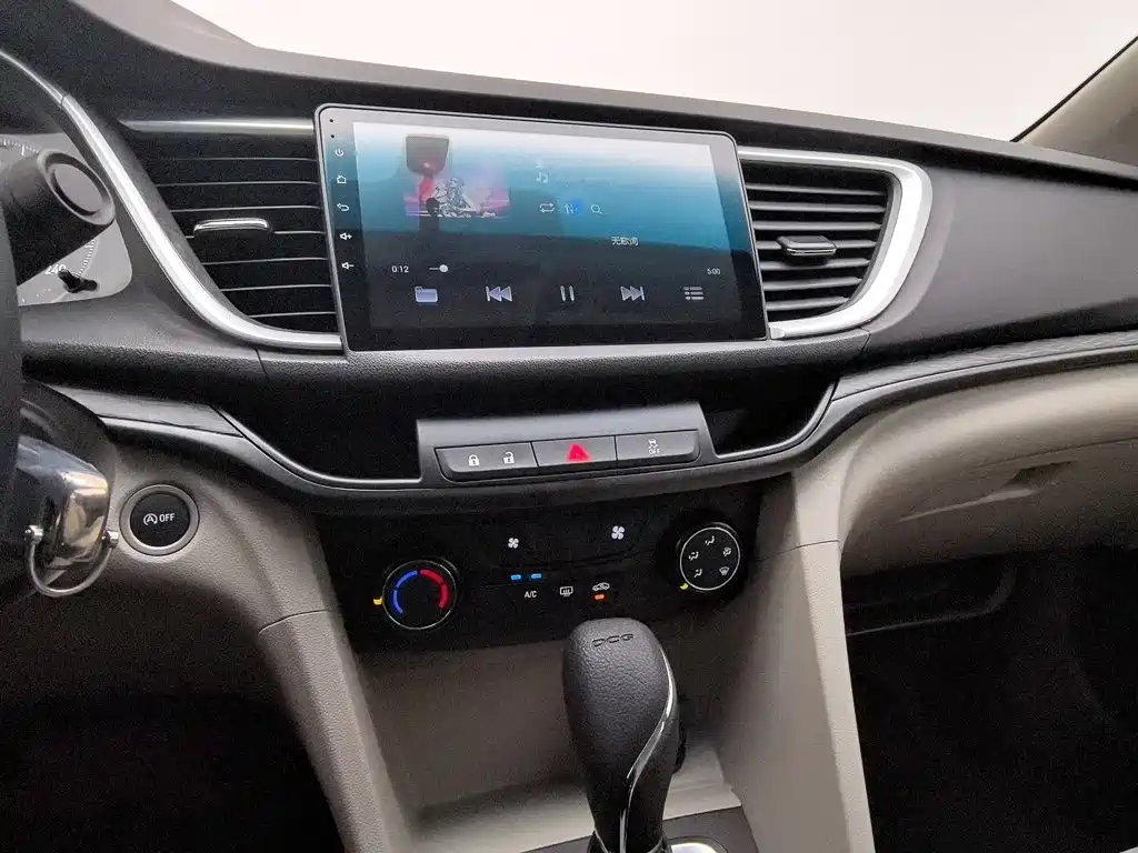 Buick Excelle — миниатюра 12