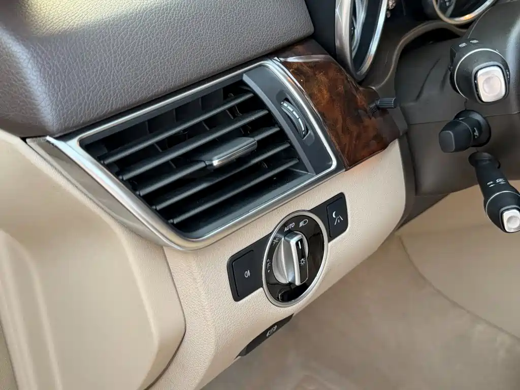 Mercedes-Benz M-Class — миниатюра 19