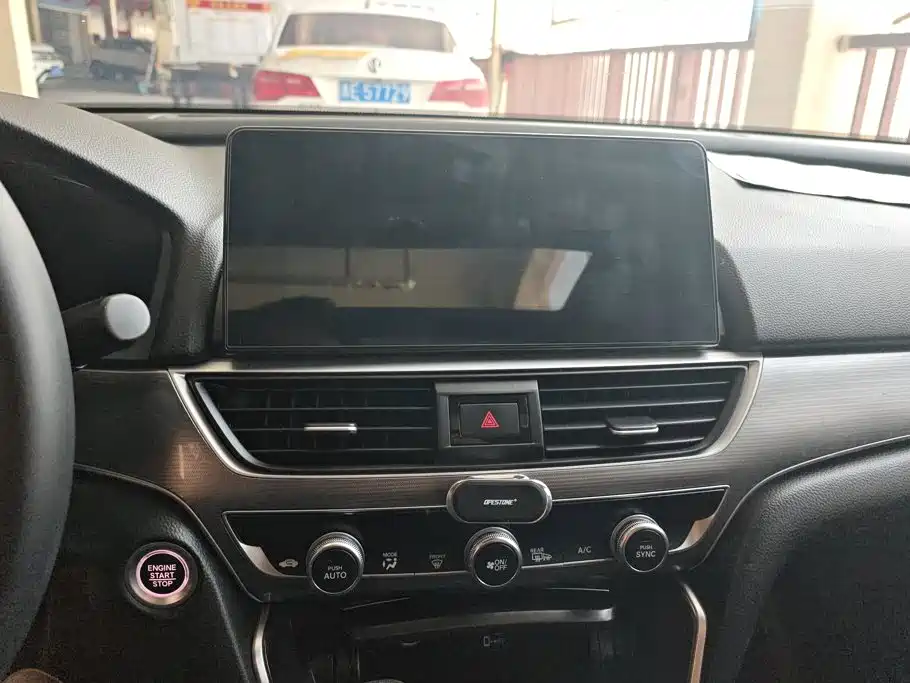 Honda Accord — миниатюра 13