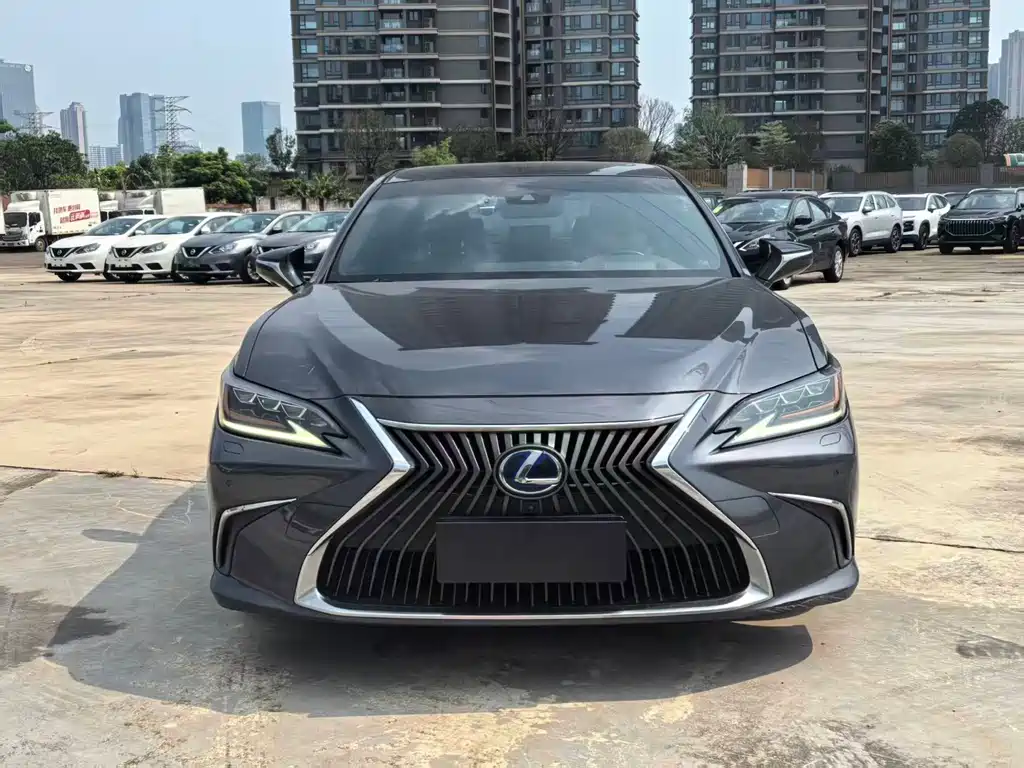 Lexus ES — миниатюра 3