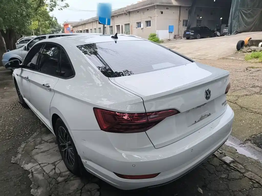 Volkswagen Sagitar — миниатюра 5