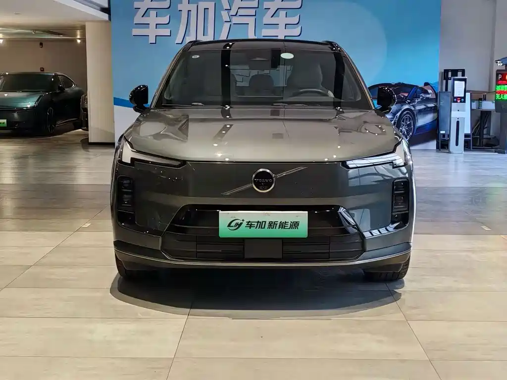 Volvo XC70 PHEV — миниатюра 2