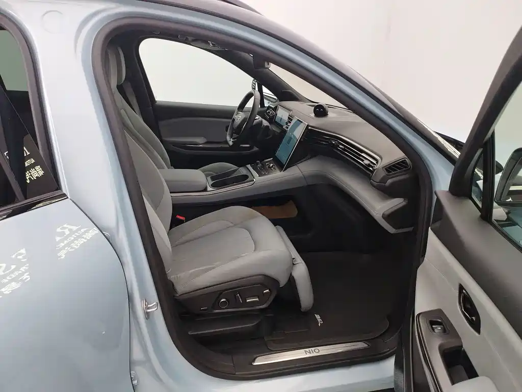 NIO ES6 — миниатюра 15