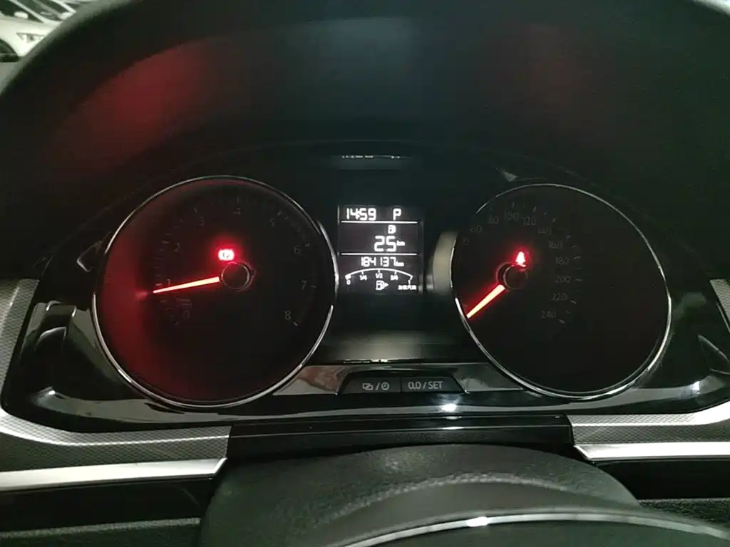 Volkswagen Bora — миниатюра 12