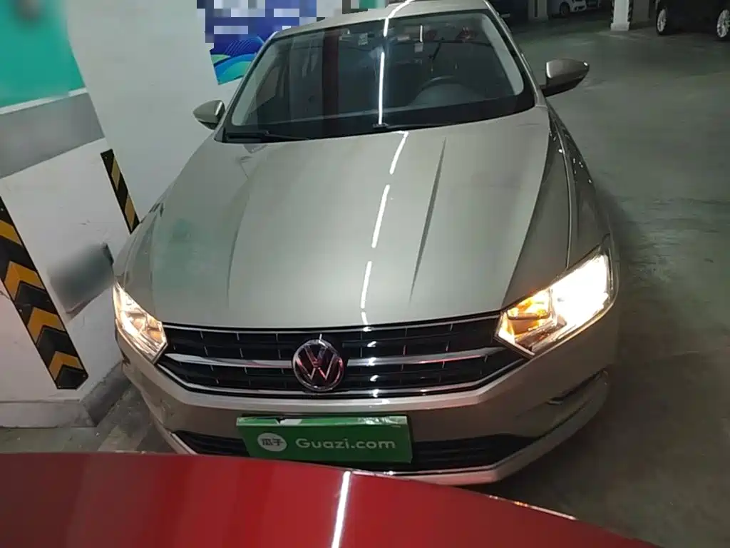 Volkswagen Bora — миниатюра 3