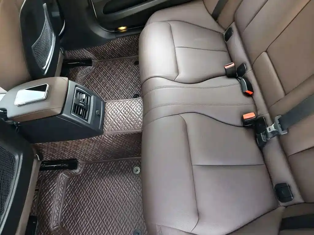 BMW 3 Series — миниатюра 14