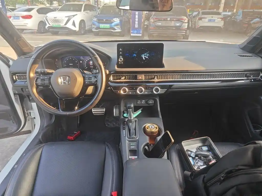 Honda Civic — миниатюра 10