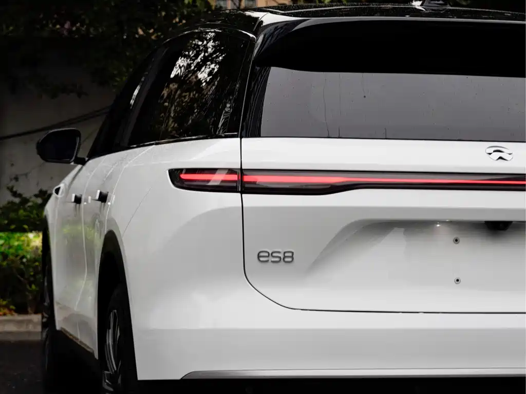 NIO NIO ES8