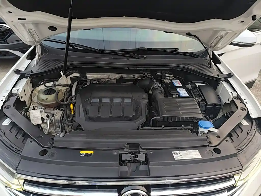 Volkswagen Tiguan L — миниатюра 20