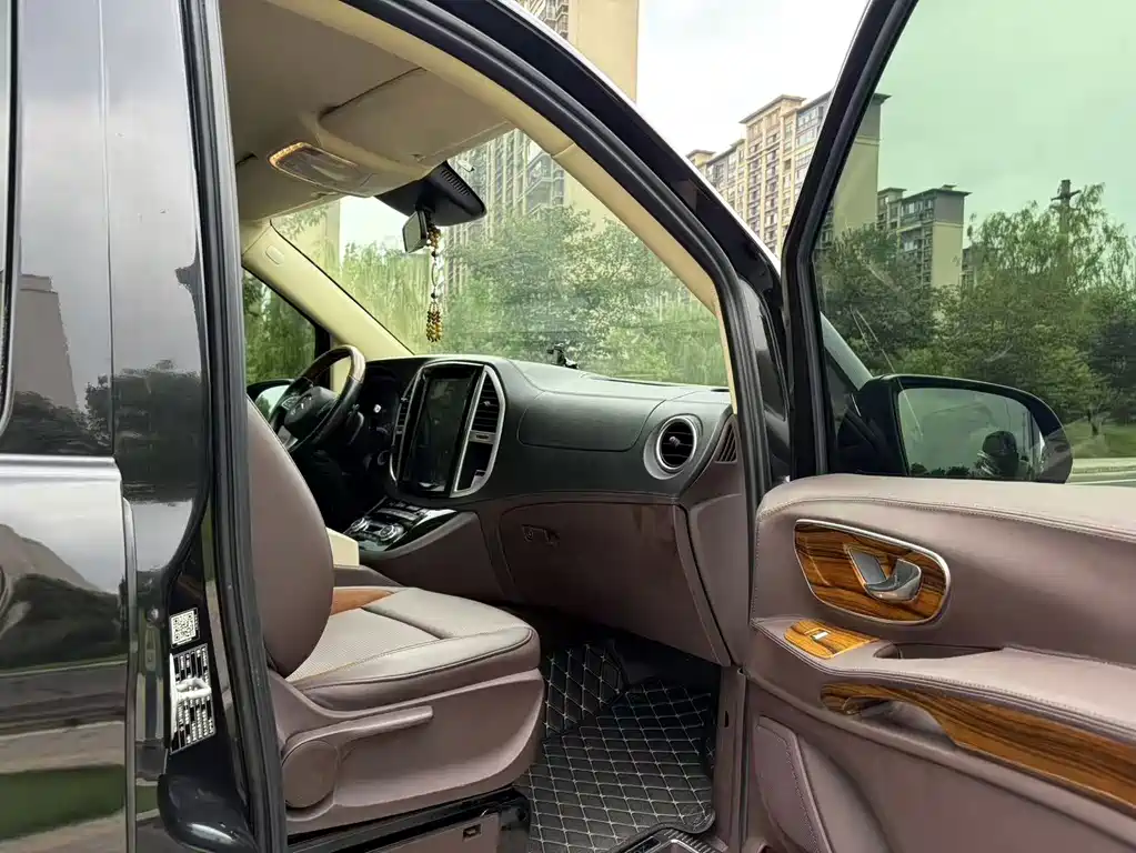Mercedes-Benz Vito — миниатюра 9