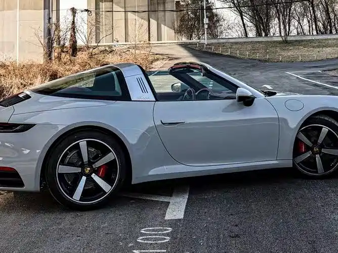 Porsche 911 — миниатюра 3