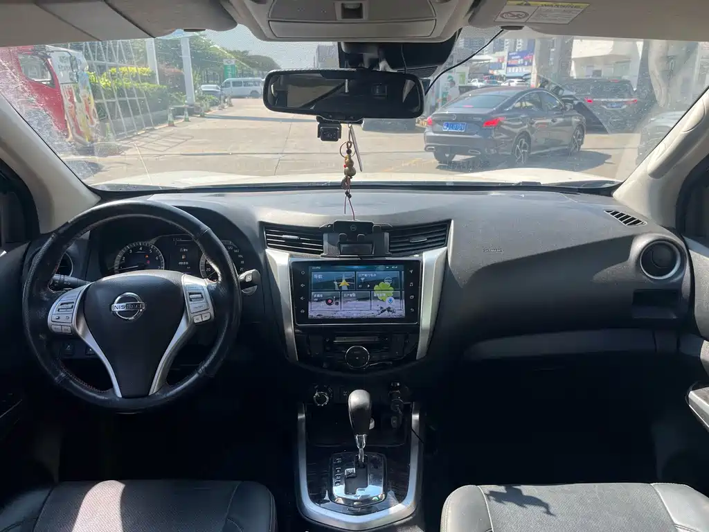 Nissan Terra — миниатюра 10