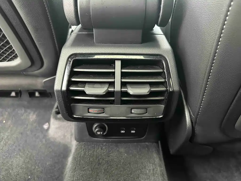 Audi Q3 — миниатюра 13