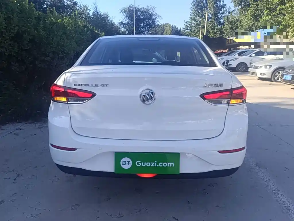 Buick Excelle — миниатюра 6
