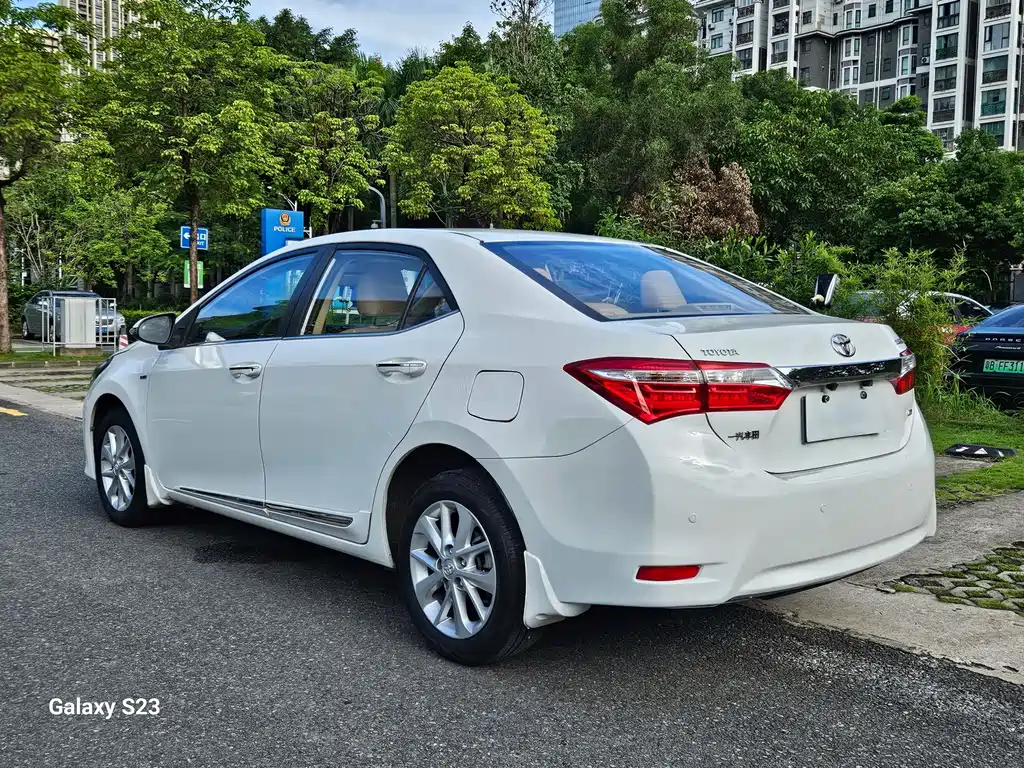 Toyota Corolla — миниатюра 4