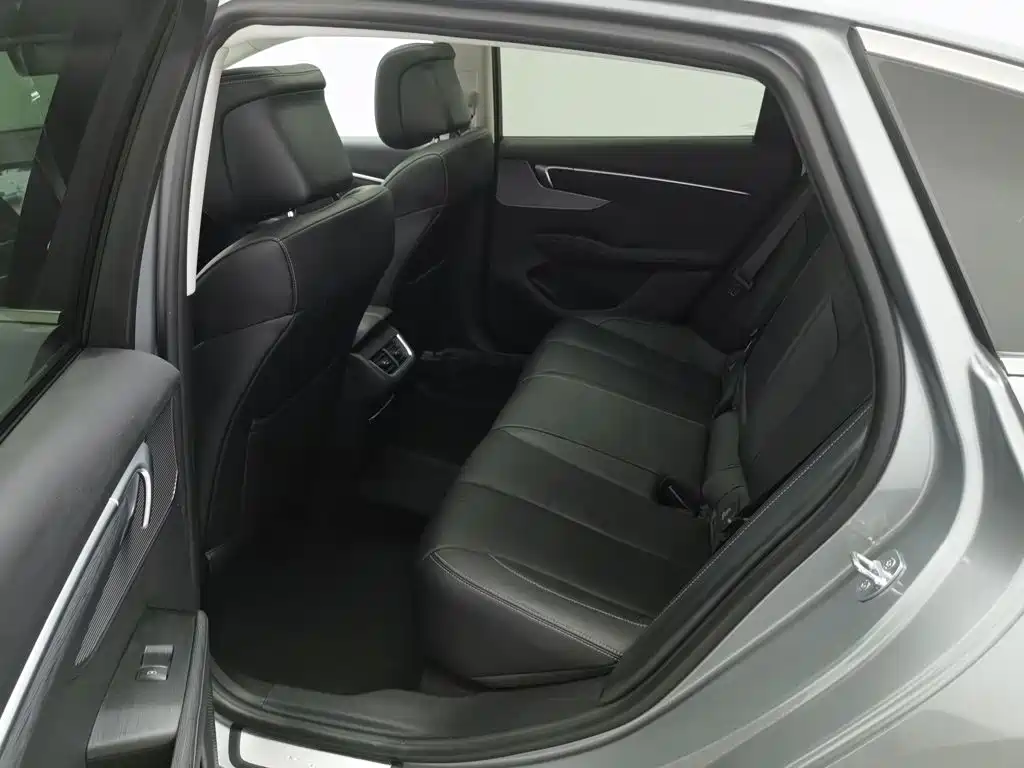 Buick LaCrosse — миниатюра 15