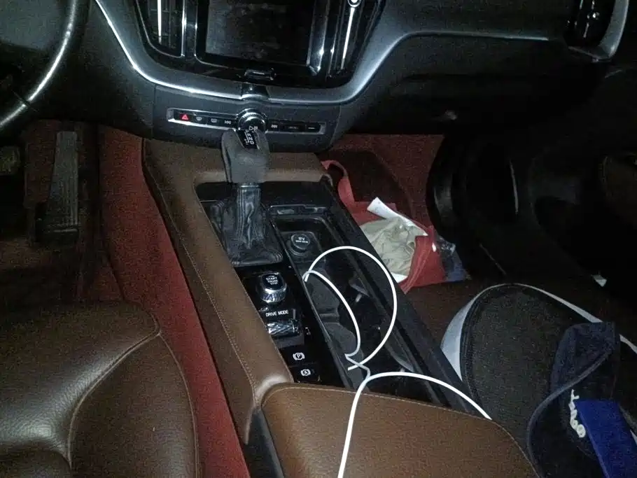 Volvo XC60 — миниатюра 16
