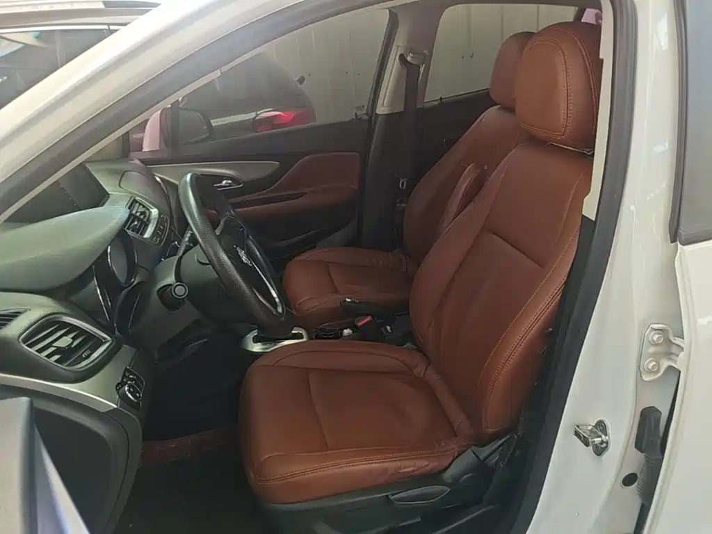 Buick Encore — миниатюра 15
