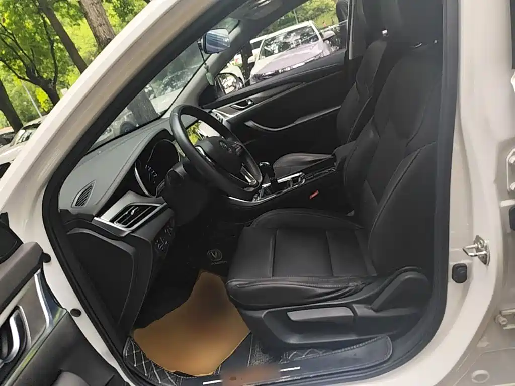 Changan Eado — миниатюра 15