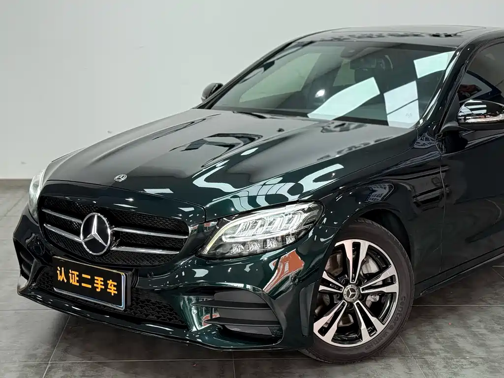 Mercedes-Benz C-Class — миниатюра 15