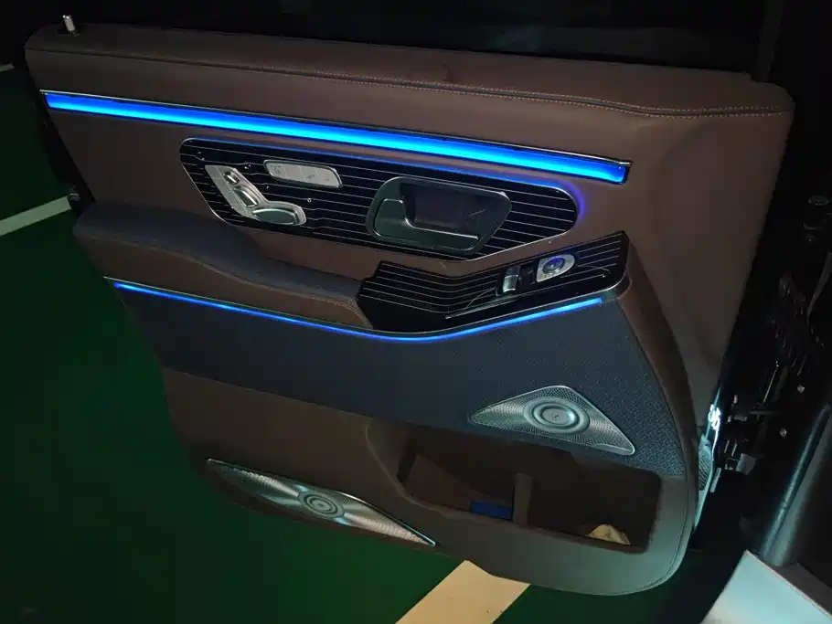 Mercedes-Benz Vito — миниатюра 7