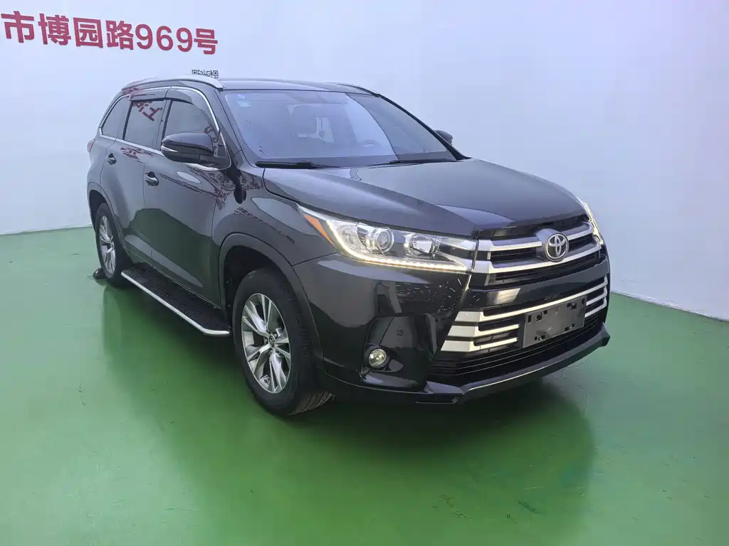 Toyota Highlander — миниатюра 3