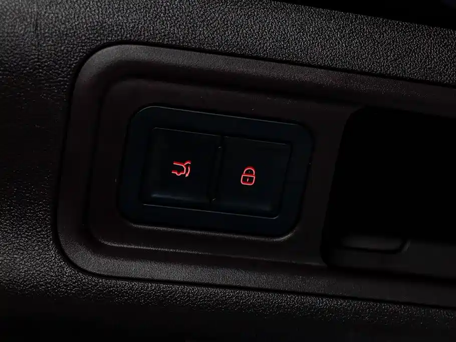 Denza D9 2025 DM-i Smart Drive 1020 Flagship