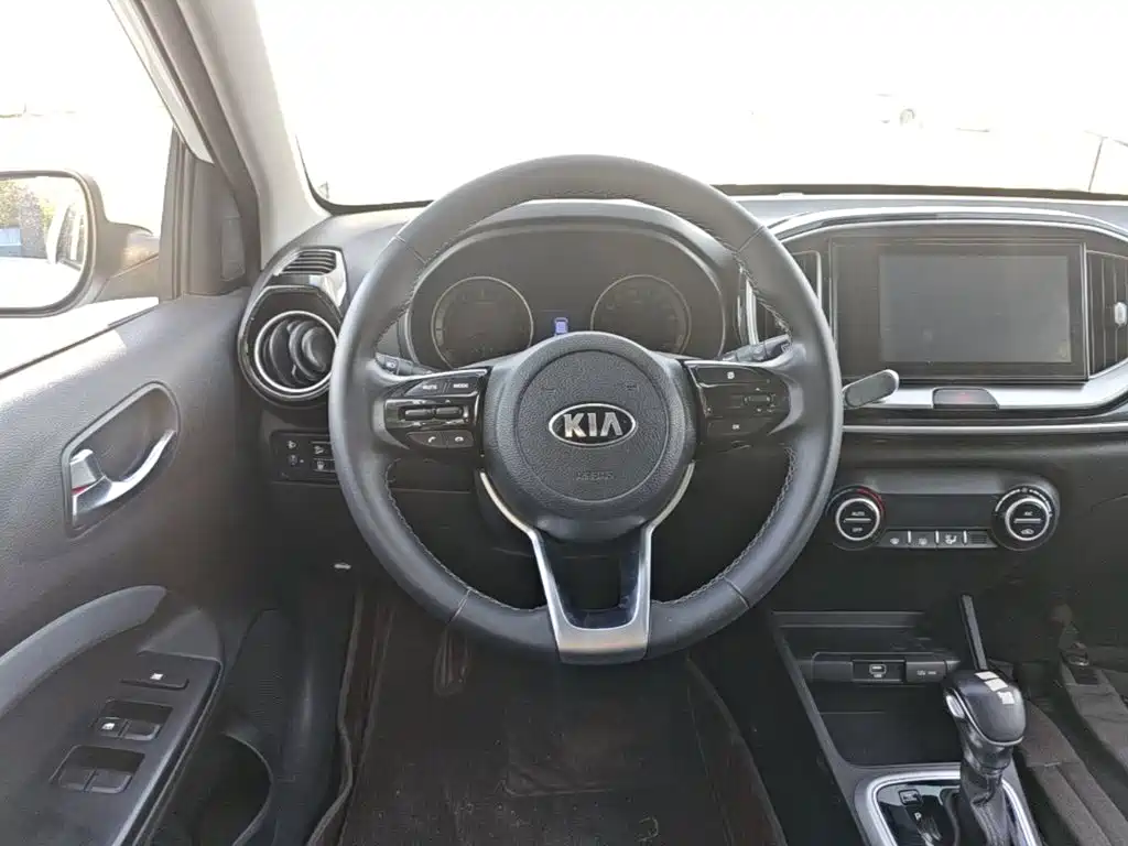 Kia KX1 — миниатюра 11