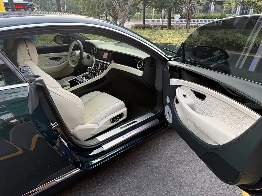 Bentley Continental — миниатюра 14
