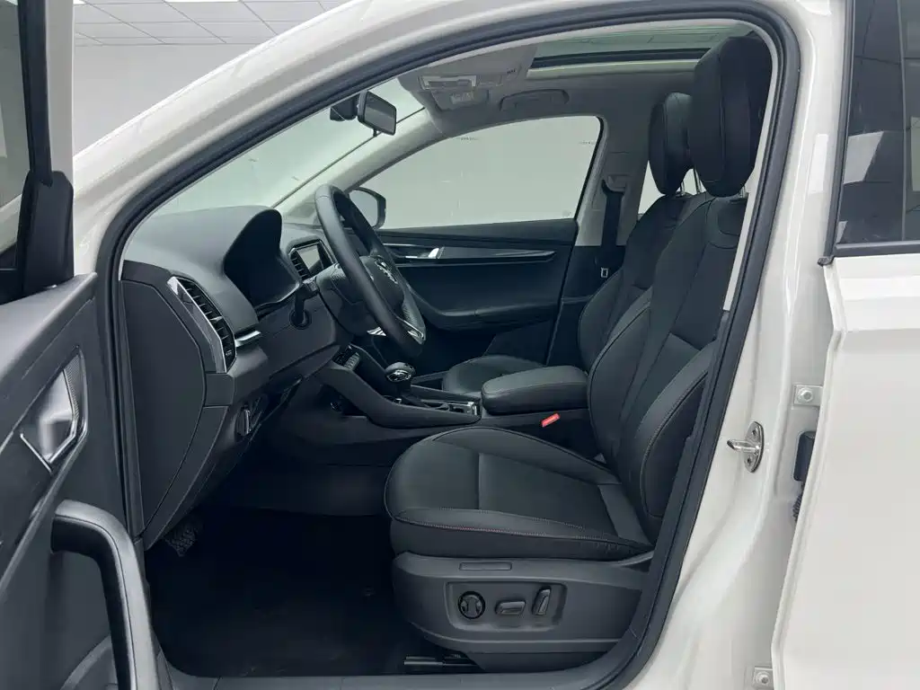 Skoda Karoq — миниатюра 14