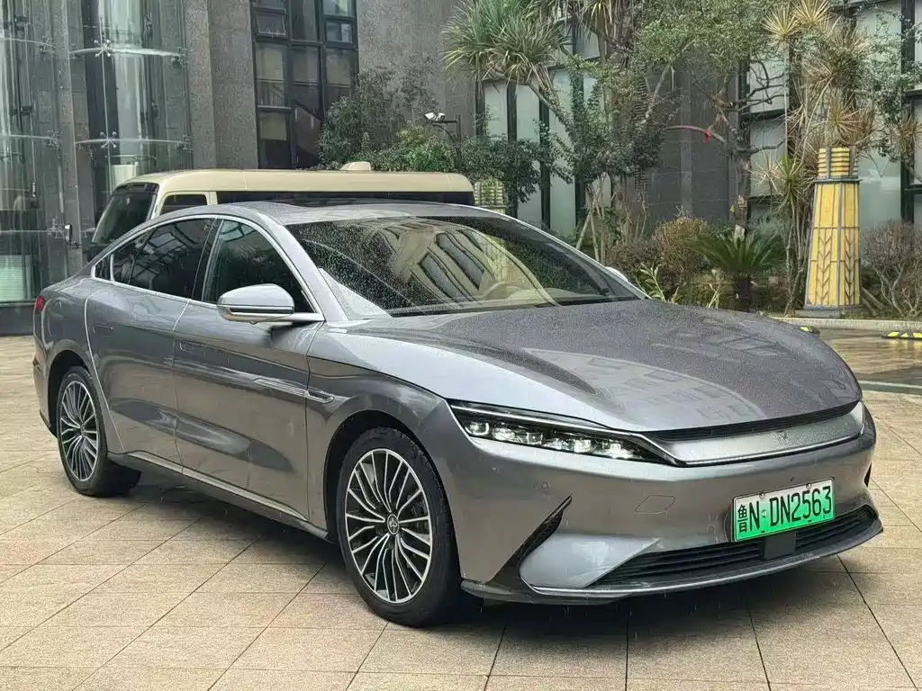 BYD Han — миниатюра 3