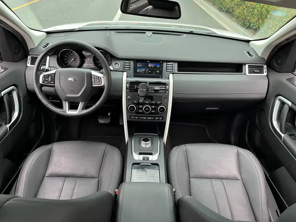 Land Rover Discovery Sport — миниатюра 14