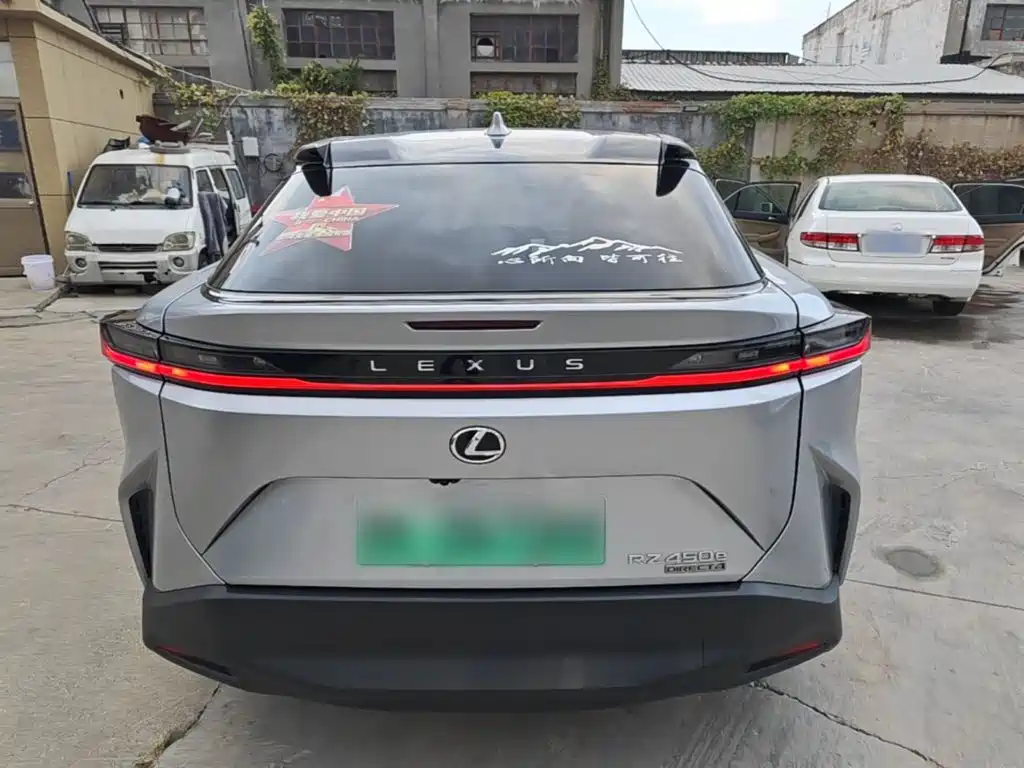 Lexus RZ — миниатюра 6