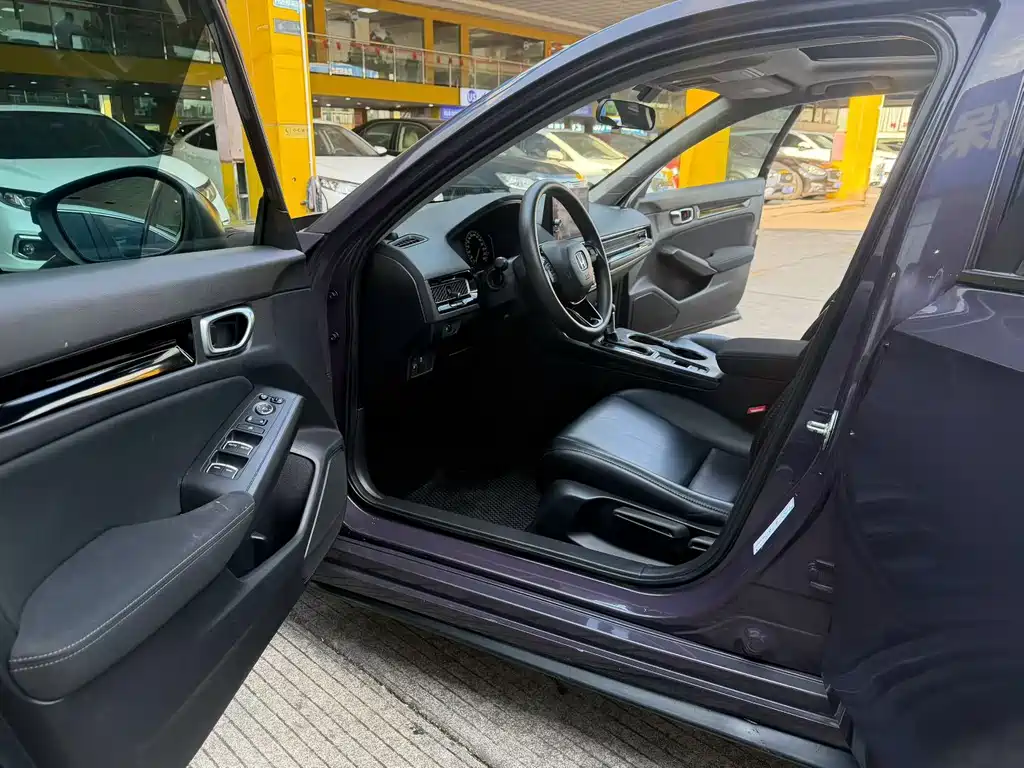 Honda Civic — миниатюра 9