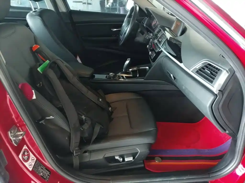 BMW 3 Series — миниатюра 16