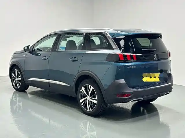 Peugeot 5008 — миниатюра 12