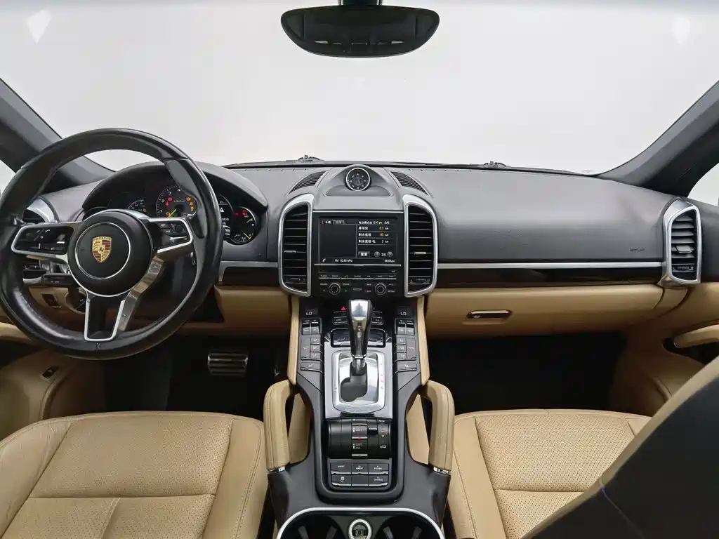 Porsche Cayenne Hybrid — миниатюра 5