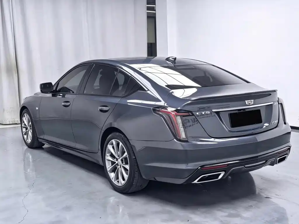 Cadillac CT5 — миниатюра 11