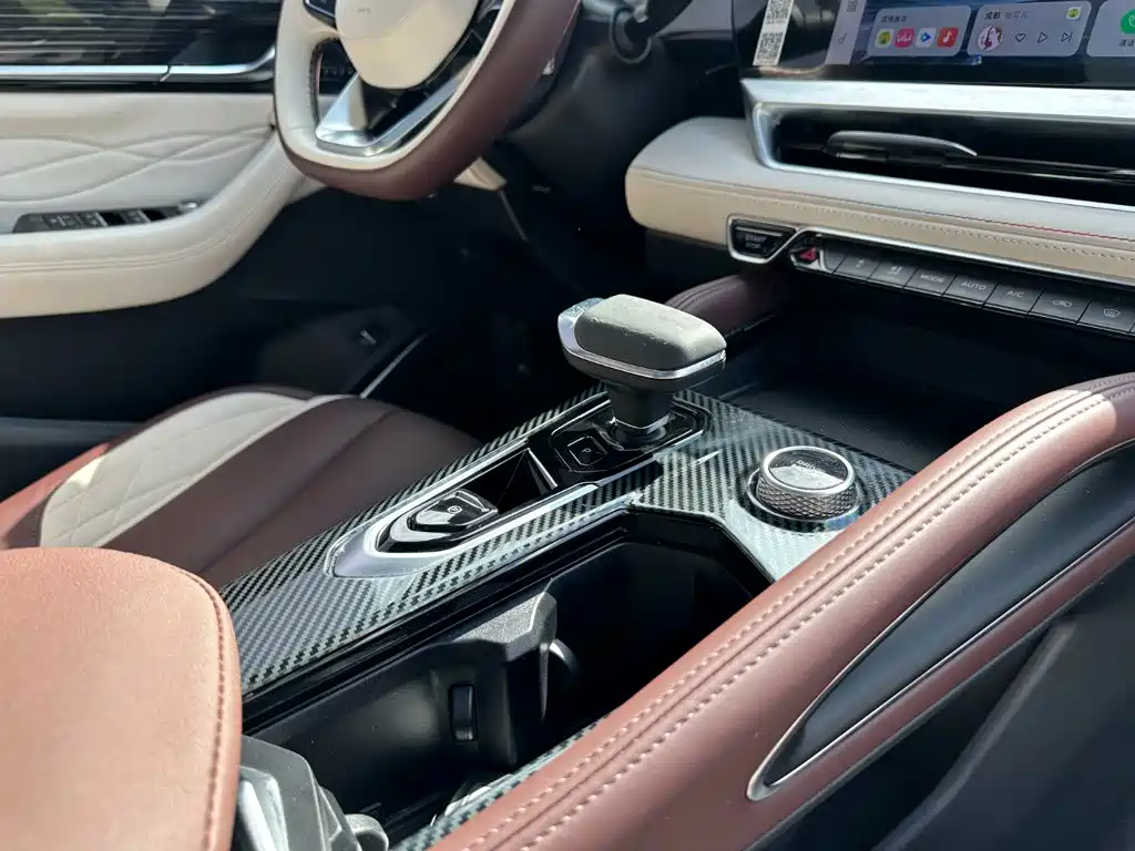 Geely Xingyue L — миниатюра 19