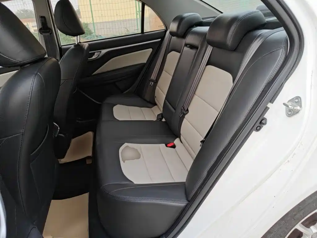 Geely Vision — миниатюра 17