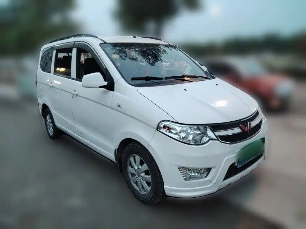 Wuling Hongguang — миниатюра 24