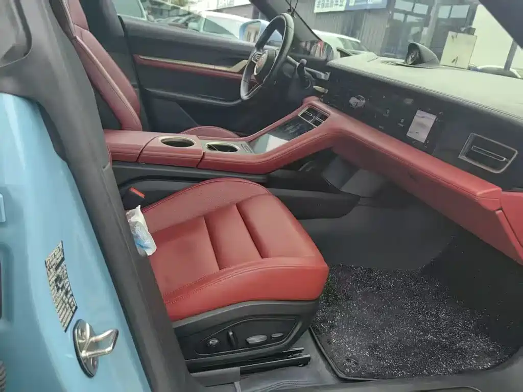 Porsche Taycan — миниатюра 9